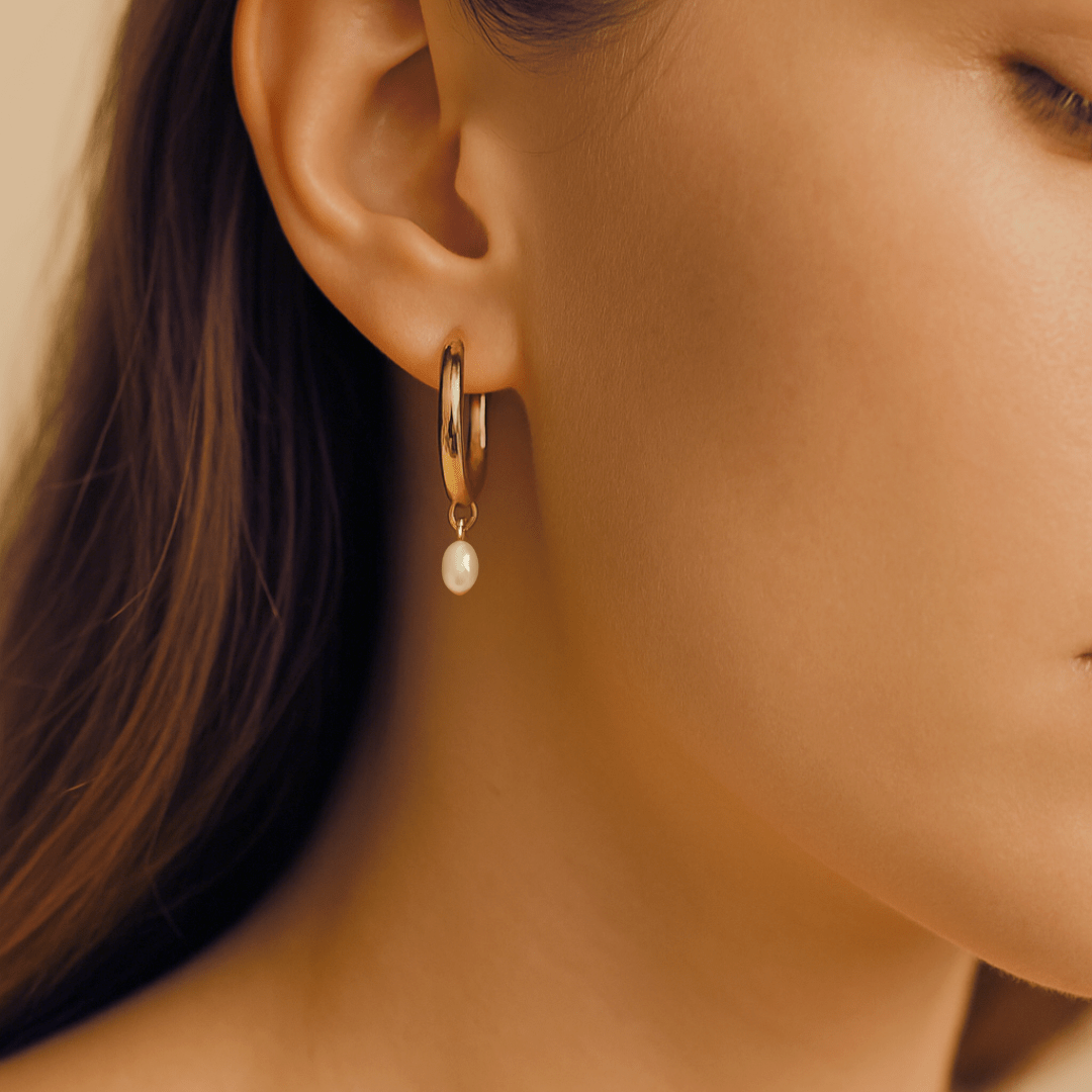 Huggie Hoops + Tiny Pearl Drop Charm - Le Serey