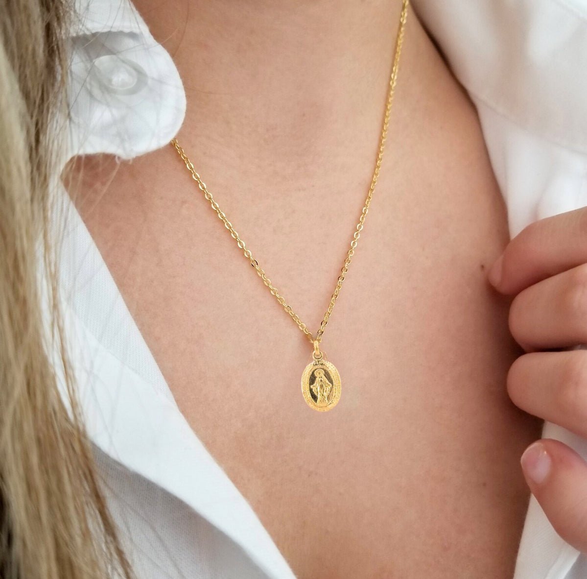 What is the Meaning of the Miraculous Medal? - Le Serey