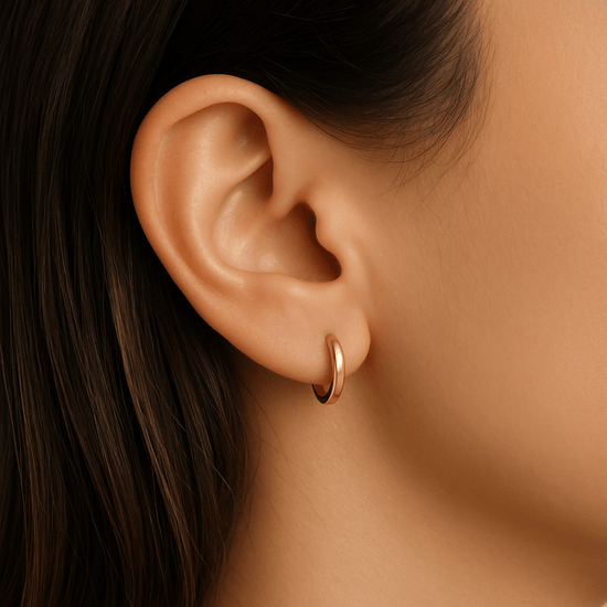 14k Gold Square Huggie Hoops - Le Serey