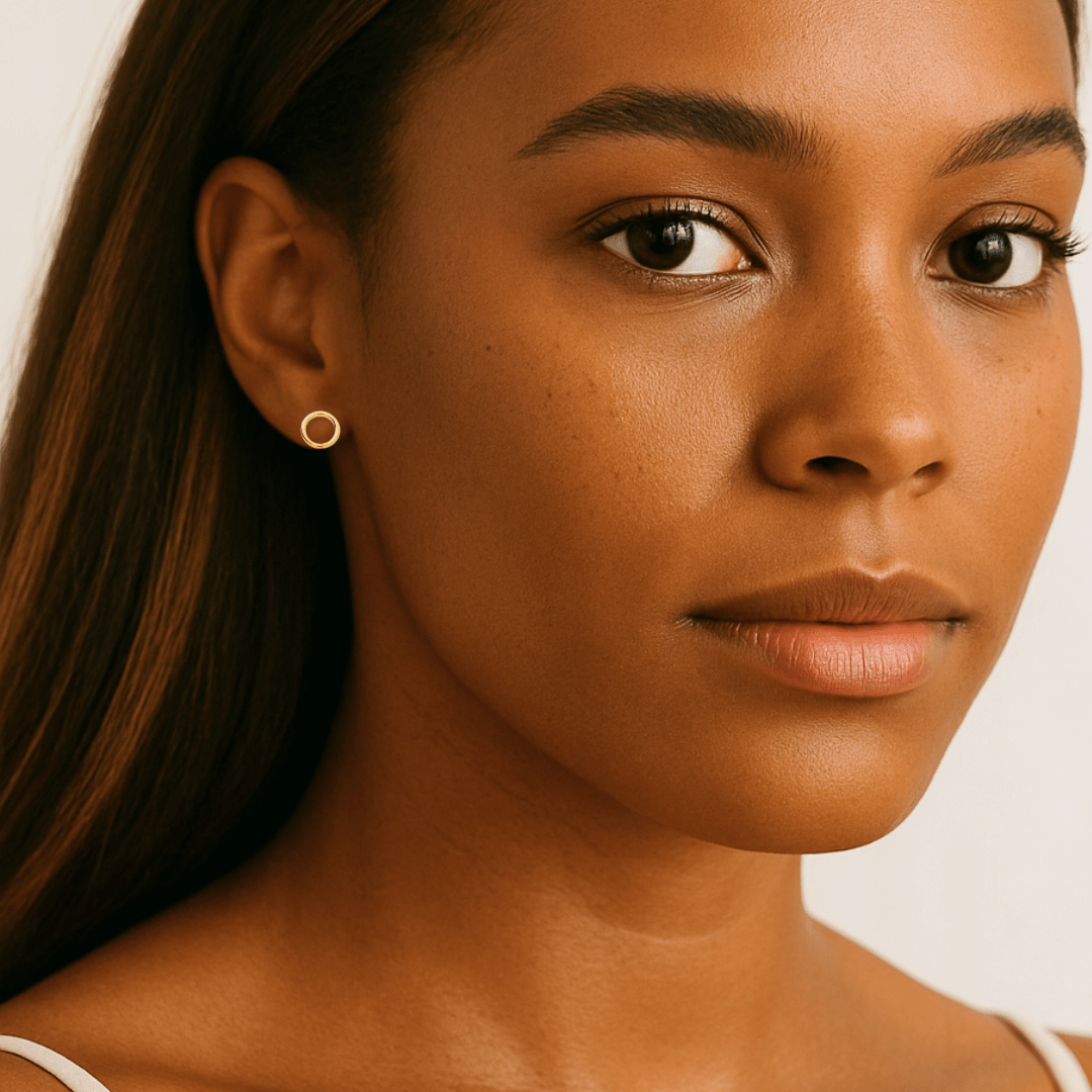 Circle Gold Studs - Le Serey
