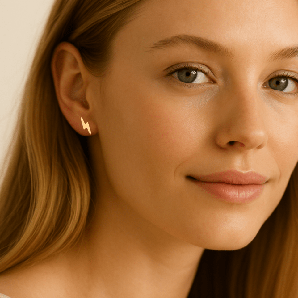 Lightning Bolt Stud Earrings - Le Serey
