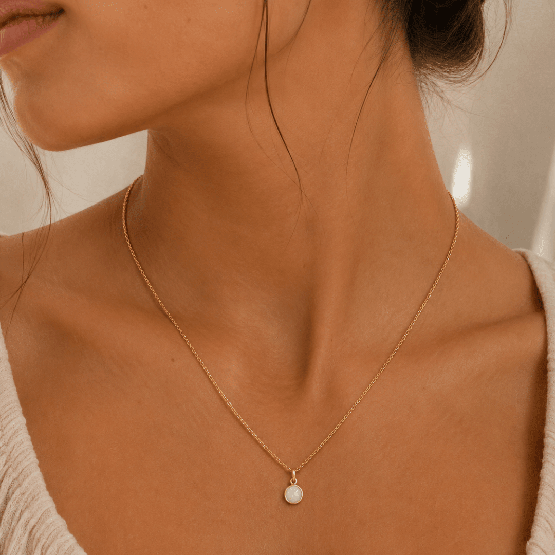 Opal Bezel Necklace - Le Serey