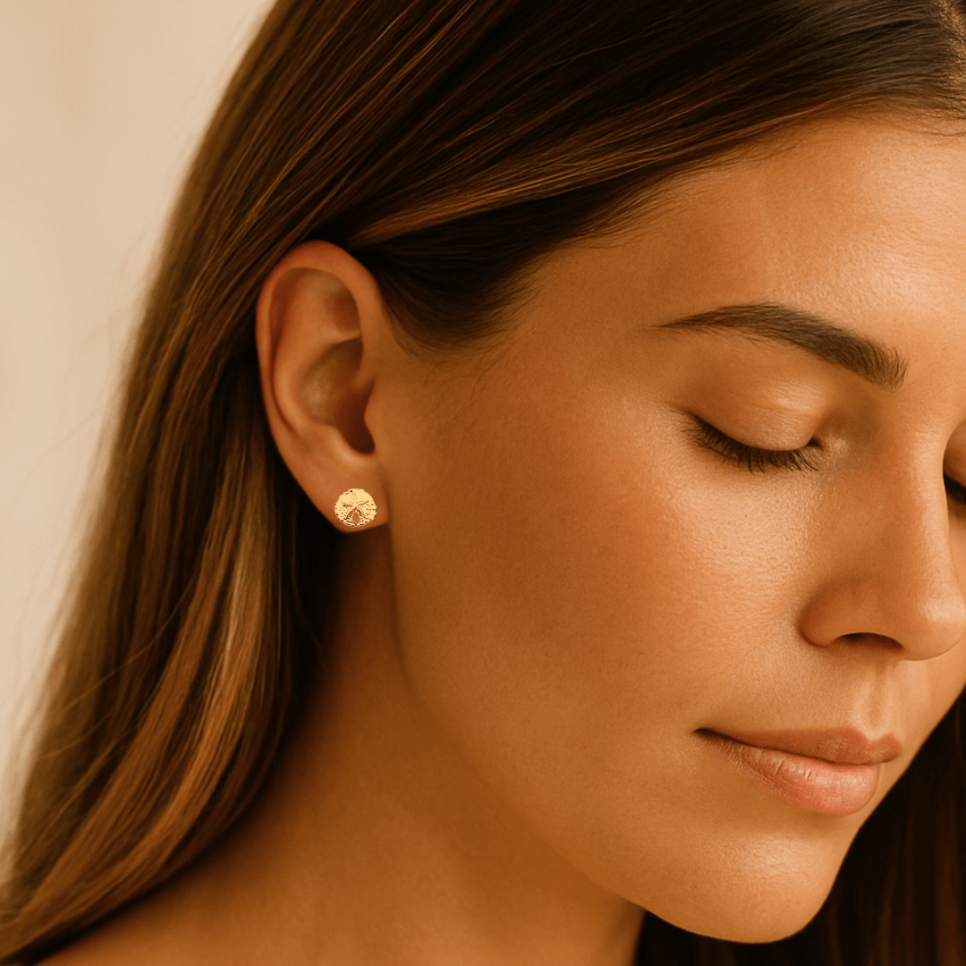 Sand Dollar Stud Earrings - Le Serey