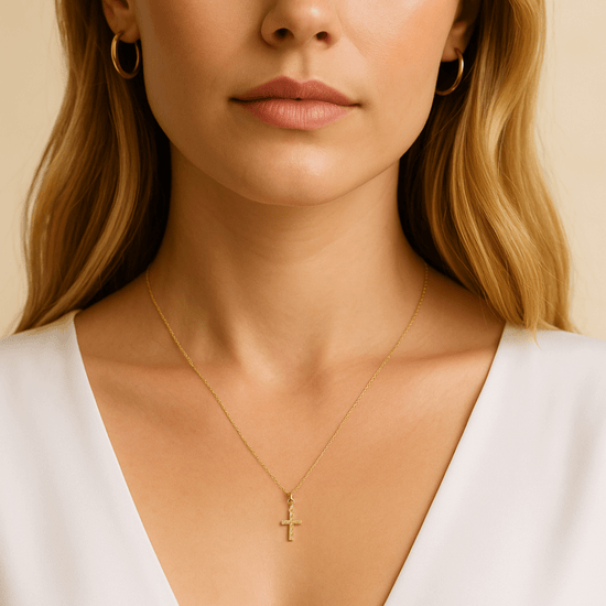 Textured Cross Pendant Necklace - Le Serey