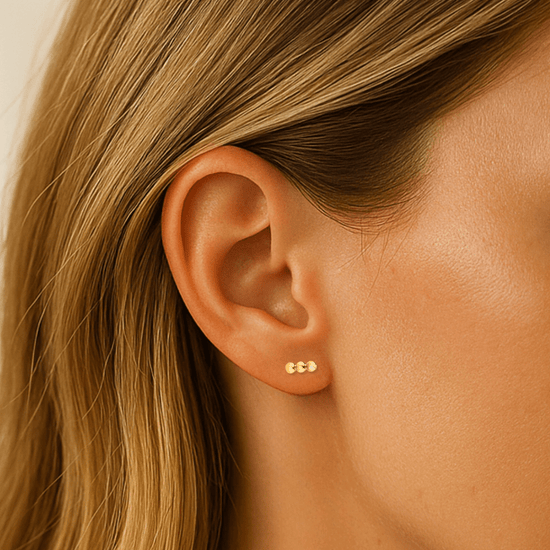 Triple Dot Stud Earrings - Le Serey