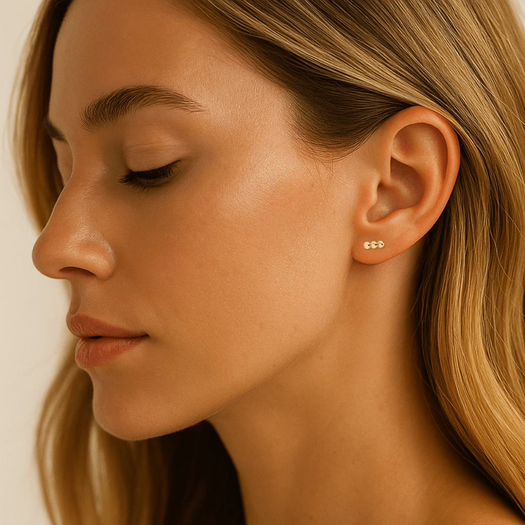 Triple Dot Stud Earrings - Le Serey